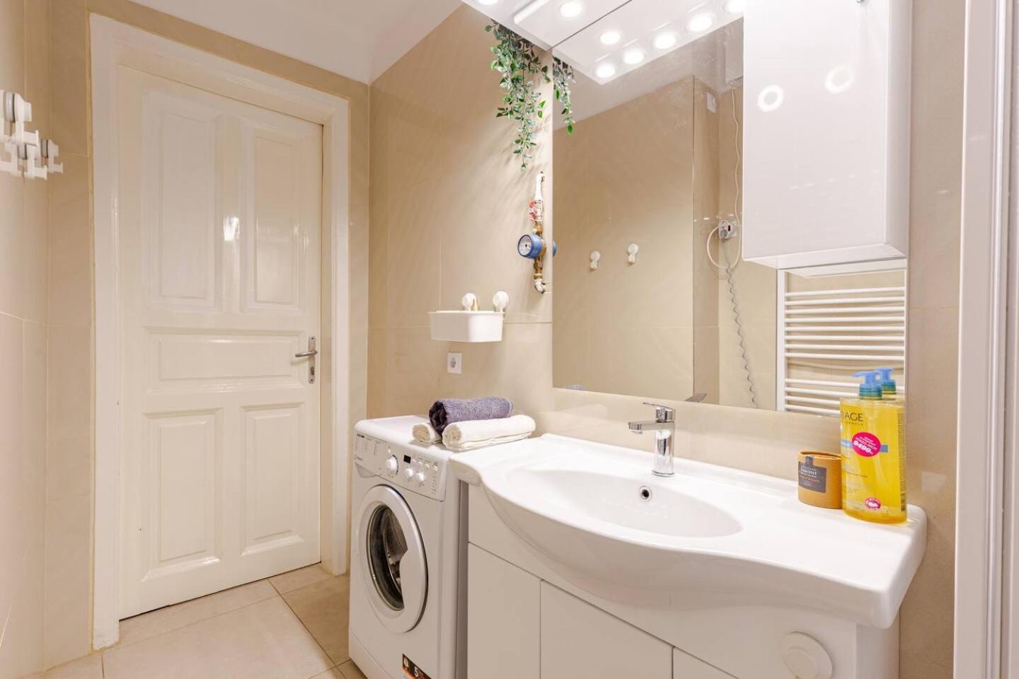 Vibrant Center Apartment Budapeszt Zewnętrze zdjęcie
